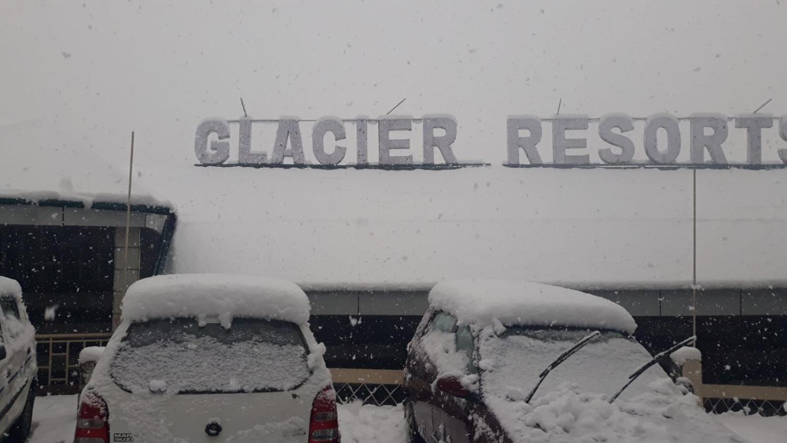 Hotel Glacier Resort Manali  Bagian luar foto