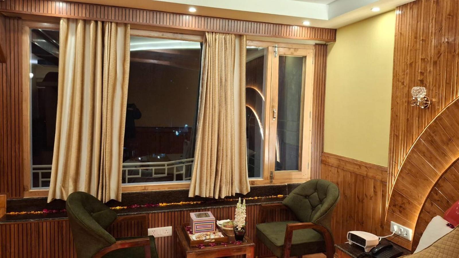 Hotel Glacier Resort Manali  Bagian luar foto