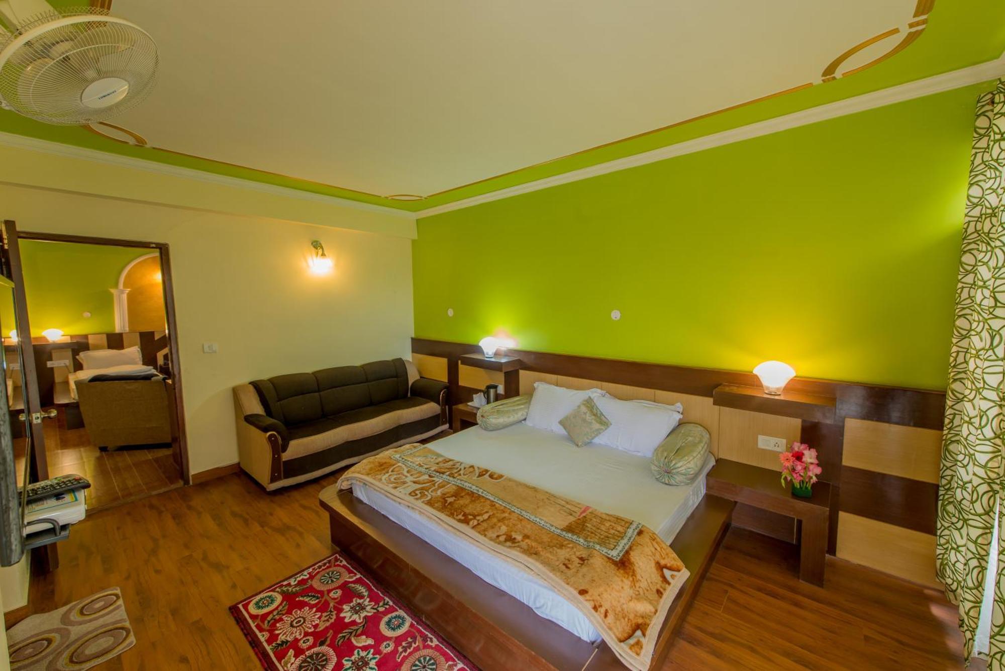 Hotel Glacier Resort Manali  Bagian luar foto