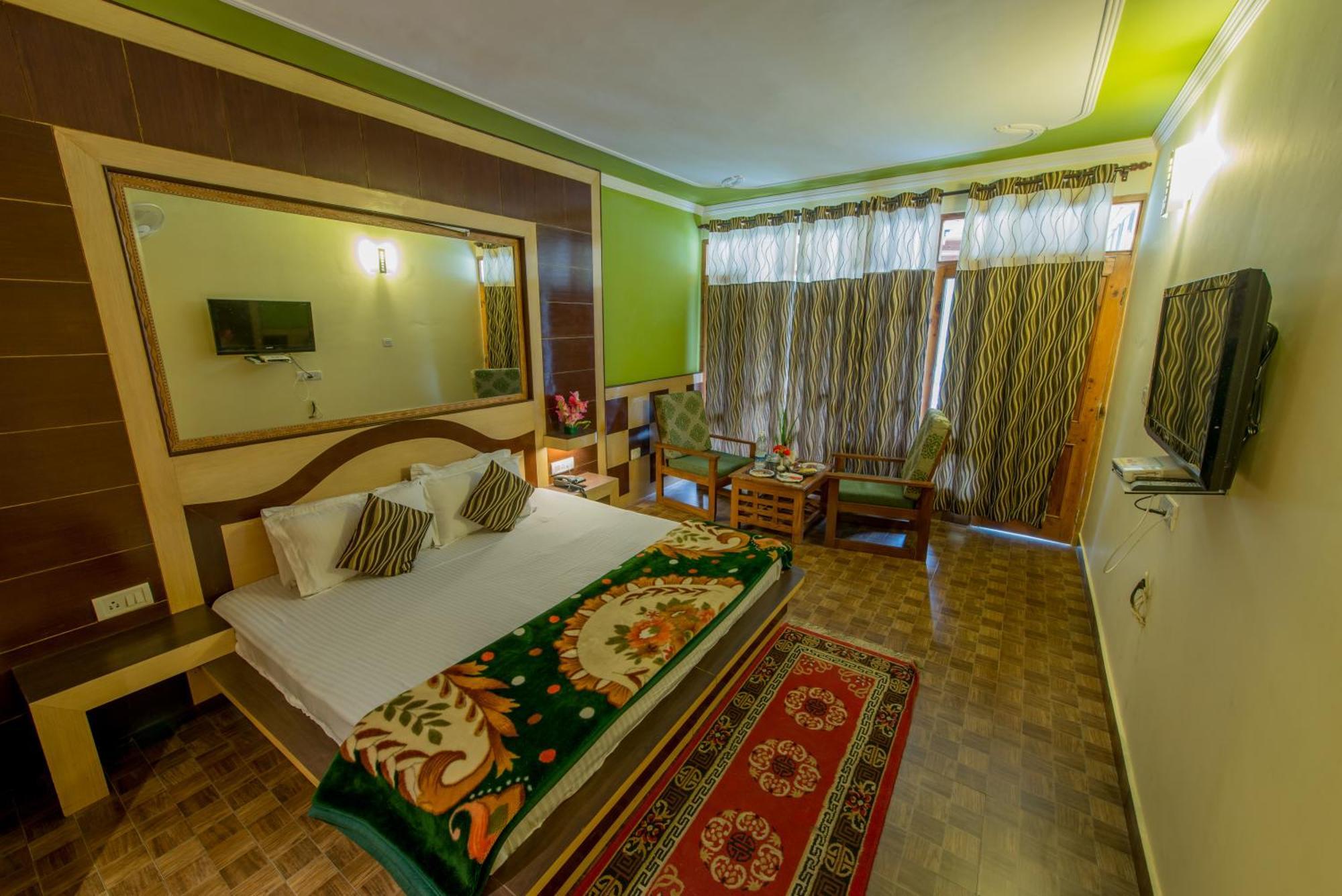 Hotel Glacier Resort Manali  Bagian luar foto