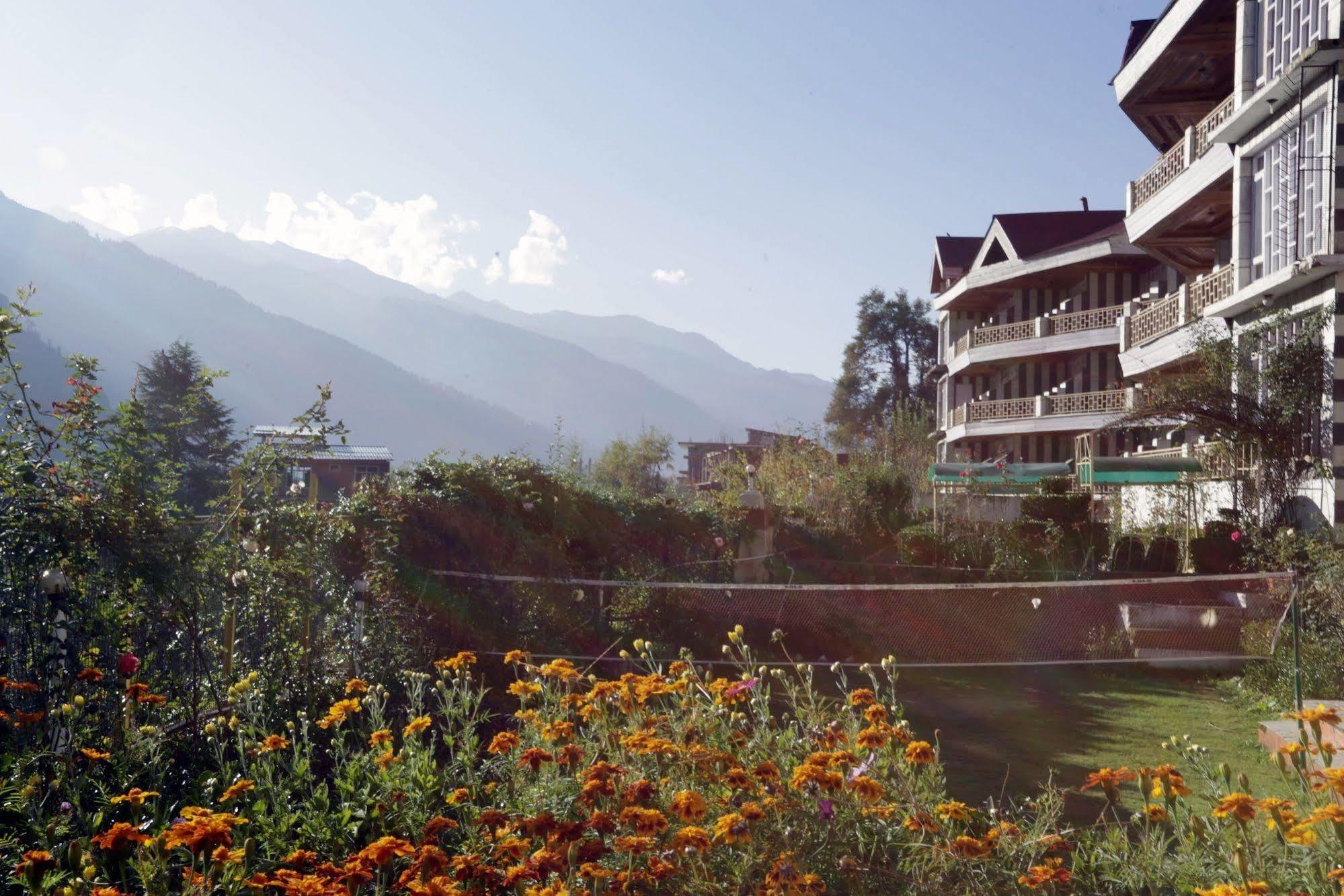 Hotel Glacier Resort Manali  Bagian luar foto